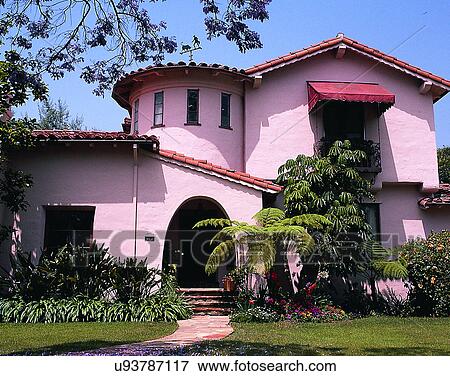 Stock Photo - house, outdoors, daytime, architecture, yard, plants. Fotosearch