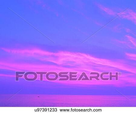 Stock Image - sun light, sun, sky, clouds, outdoors, sunset. Fotosearch