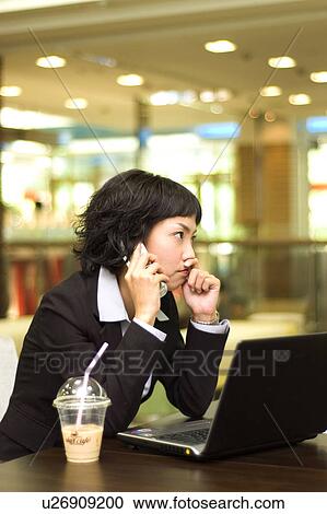 Stock Image - Business, Occupation, Profession, Urban, Lifestyles, Day, Office. Fotosearch