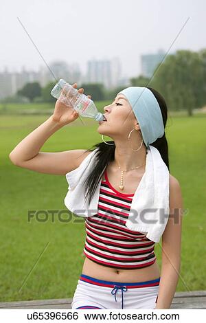 Young Adult, Young Men, Young Women, Outdoors, Sports Clothing, Athletic, Healthy Lifestyle View Large Photo Image Stock Photograph - Young Adult, Young Men, Young Women, Outdoors, Sports Clothing, Athletic, Healthy Lifestyle. Fotosearch