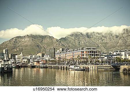 Picture - Table Mountain from the waterfront area, Cape Town, South Africa. Fotosearch