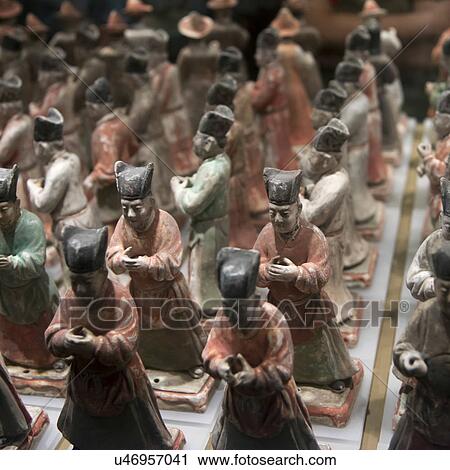 Stock Image - Guard of honor pottery figurines at Shaanxi History Museum, Xi'an, Shaanxi, China.. Fotosearch