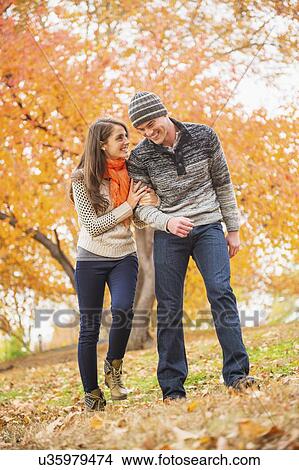 Picture - Couple in Central Park. Fotosearch
