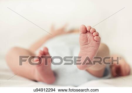 Picture - View of newborn baby (0-1 months) feet. Fotosearch