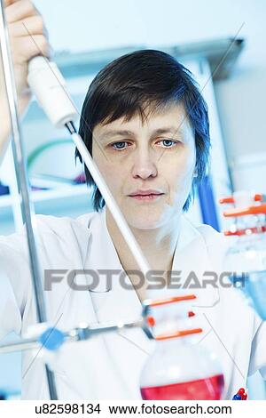 Picture - Chemistry experiment. Fotosearch