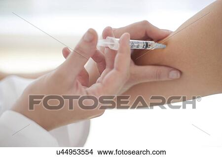 Picture - Injection. Fotosearch