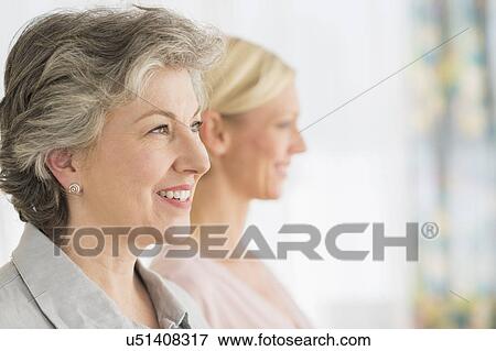 Donne mature in cerca Mature moms and dauters