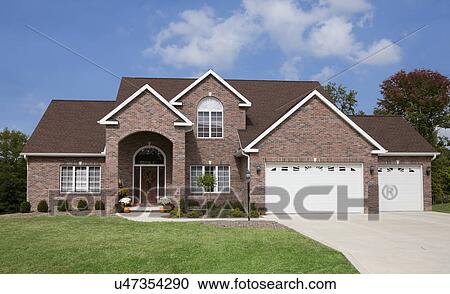 USA, Illinois, Metamora, Exterior of large suburban house View Large Photo Image Stock Image - USA, Illinois, Metamora, Exterior of large suburban house. Fotosearch