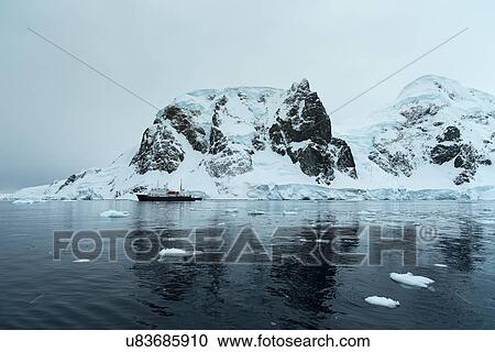 Antarctica in spring, South Shetland Islands View Large Photo Image Stock Image - Antarctica in spring, South Shetland Islands. Fotosearch