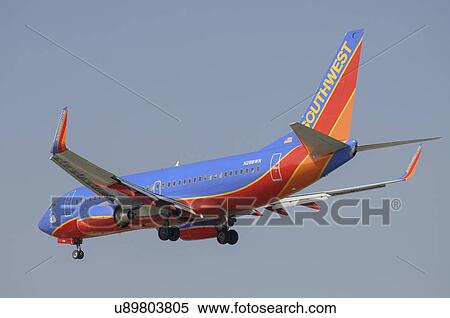 Boeing 737-700 of Southwest Airlines on final approach to Los Angeles International Airport View Large Photo Image Stock Photography - Boeing 737-700 of Southwest Airlines on final approach to Los Angeles International Airport. Fotosearch