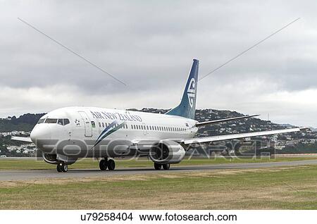Picture - Boeing 737 taxing at Wellington Airport . Fotosearch