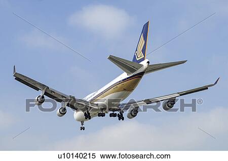 Boeing 747-400 of Singapore Airlines on final approach for Los Angeles International Airport View Large Photo Image Stock Photography - Boeing 747-400 of Singapore Airlines on final approach for Los Angeles International Airport. Fotosearch
