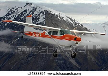 Picture - Cessna 180 near Lake Tekapo. Fotosearch