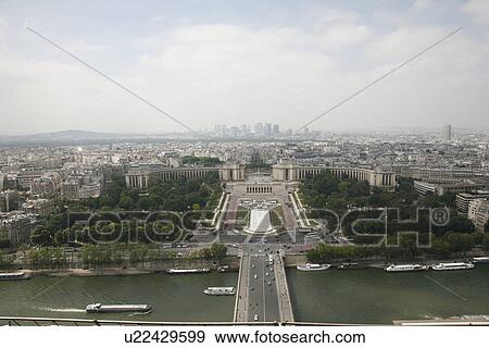 Stock Photo - Jardins du Trocadéro. Fotosearch