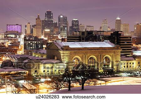Stock Image - Cityscape at night. Fotosearch