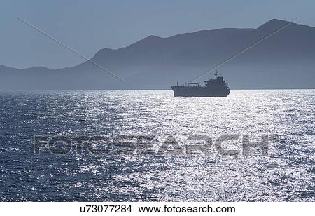 Picture - Coast of ocean. Fotosearch