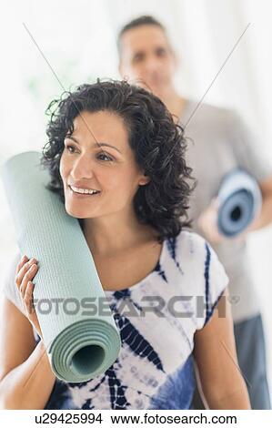 Picture - Couple in gym. Fotosearch