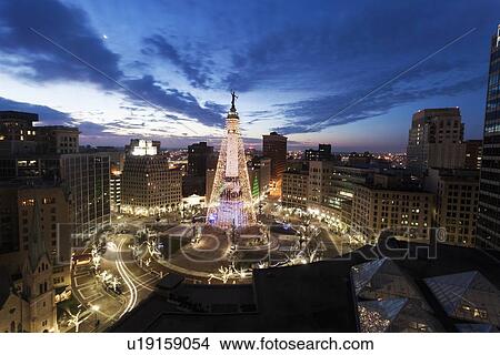 Picture - Elevated view of Indiana Soldiers and Sailors Monument . Fotosearch
