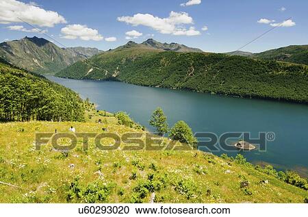 Stock Image - Mount St Helen's. Fotosearch