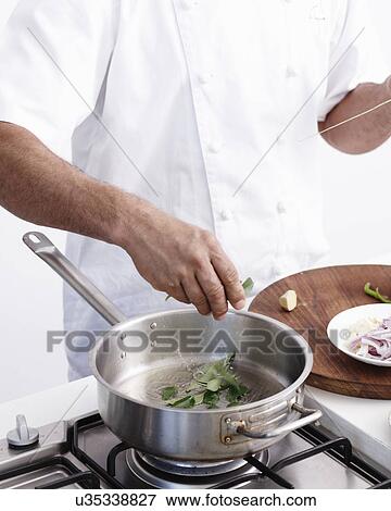 Stock Photo - How to Make Curry Step 06. Fotosearch