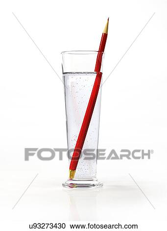 水 の ガラス で A 赤い鉛筆 ｱｰﾄﾜｰｸ クリップアート 切り張り イラスト 絵画 集 U Fotosearch