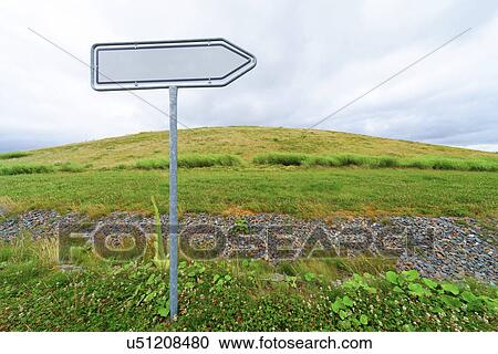 Blank directional sign in a field View Large Photo Image Stock Image - Blank directional sign in a field. Fotosearch