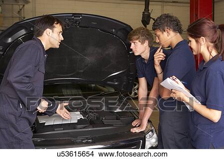 Picture - Trainee mechanics at work. Fotosearch