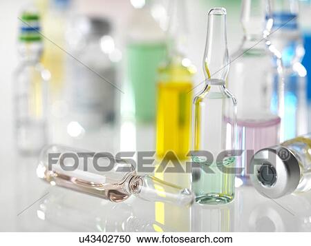 Stock Image - Pharmaceutical Research. Fotosearch