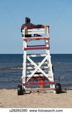 Stock Image - Lifeguard stand on Cavendish Beach, Green Gables, Prince Edward Island, Canada. Fotosearch