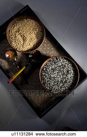 Picture - Yellow and brown pulses . Fotosearch