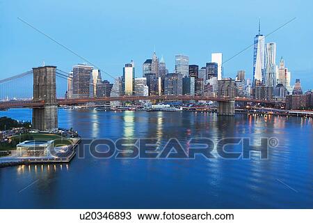 Stock Image - Elevated view of Brooklyn Bridge. Fotosearch