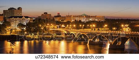 University Bridge on South Saskatchewan River at dusk View Large Photo Image Picture - University Bridge on South Saskatchewan River at dusk. Fotosearch