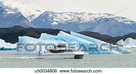 Stock Photograph - "Lake Argentino, Los Glaciares National Park, Santa Cruz Province, Patagonia, Argentina". Fotosearch