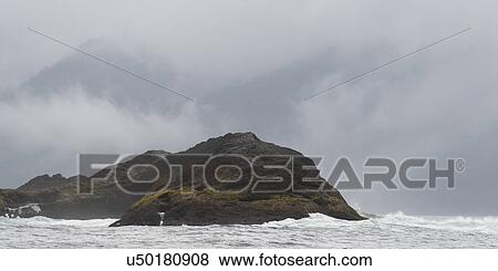 Stock Photo - "Island in the Pacific Ocean, Skeena-Queen Charlotte Regional District, Haida Gwaii, Graham Island, British Columbia, Canada". Fotosearch