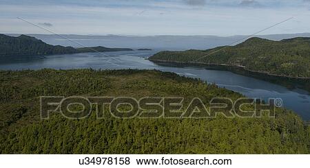 Stock Photo - "Islands in the Pacific Ocean, Skeena-Queen Charlotte Regional District, Haida Gwaii, Graham Island, British Columbia, Canada". Fotosearch