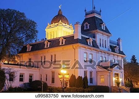 Stock Image - Manitoba Legislative Building and the Governor's house. Fotosearch