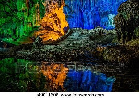 Hang Dau Go (Wooden stakes cave) Quang Ninh Province, Vietnam View Large Photo Image Stock Photograph - Hang Dau Go (Wooden stakes cave) Quang Ninh Province, Vietnam. Fotosearch