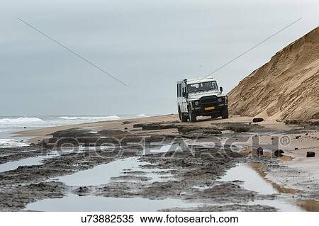 Stock Photography - Highway depends on the tide. Fotosearch