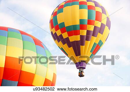 albq balloon fiesta ascension showing basket View Large Photo Image Stock Image - albq balloon fiesta ascension showing basket. Fotosearch