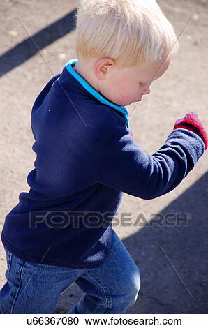albq balloon fiesta boy child kid running white View Large Photo Image Stock Image - albq balloon fiesta boy child kid running white. Fotosearch