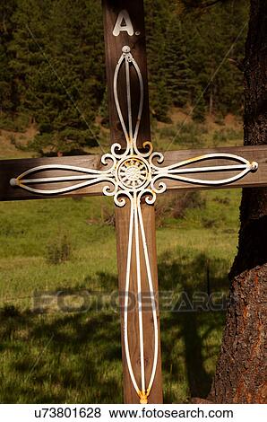 cross descansos closeup hwy 64 to taos new nm View Large Photo Image Stock Photo - cross descansos closeup hwy 64 to taos new nm. Fotosearch