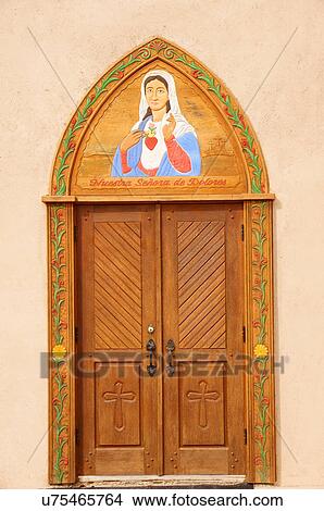 Picture -  door mural nuestra senora de dolores - arroyo. Fotosearch