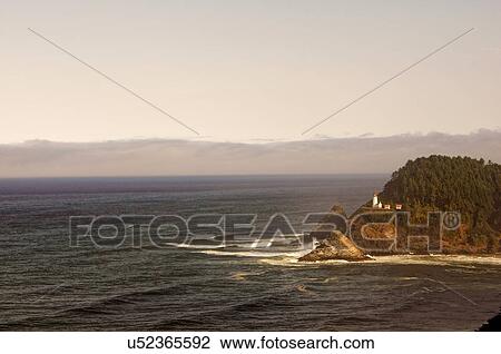 Stock Image -  haceta lighthouse hiway 101 one pacific coast ca. Fotosearch