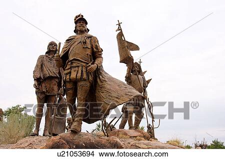 Picture -  la jornada 1598 onate statue museum of natural. Fotosearch