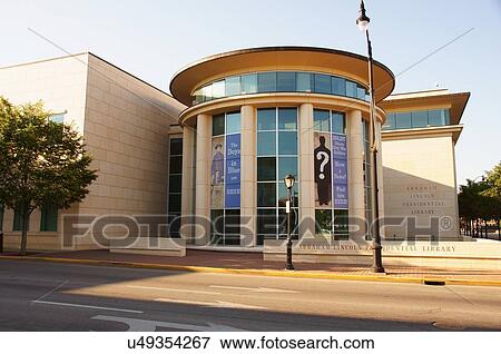 route 66 abraham lincoln library museum illinois View Large Photo Image Stock Photo - route 66 abraham lincoln library museum illinois. Fotosearch