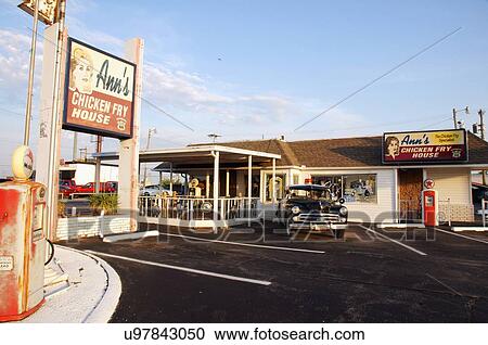 Stock Image -  route 66 anns chicken fry house warr acres ok. Fotosearch