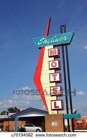 Stock Image -  route 66 skyliner motel stroud ok attraction. Fotosearch