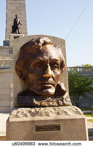 route 66 statue abraham lincoln sculpture oak View Large Photo Image Stock Image - route 66 statue abraham lincoln sculpture oak. Fotosearch