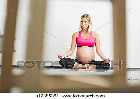Full term pregnancy young woman practicing yoga View Large Photo Image Stock Image - Full term pregnancy young woman practicing yoga. Fotosearch