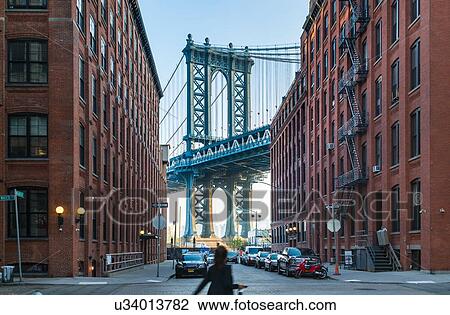 Stock Image - Manhattan Bridge and apartment buildings, New York, USA. Fotosearch